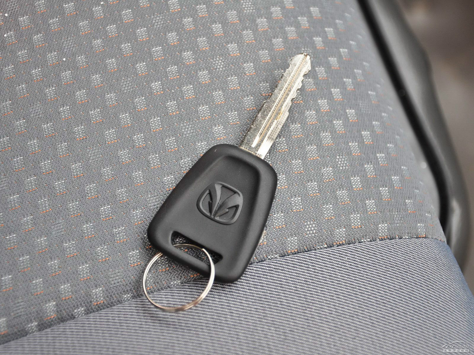 北汽威旺307細節(jié)高清大圖