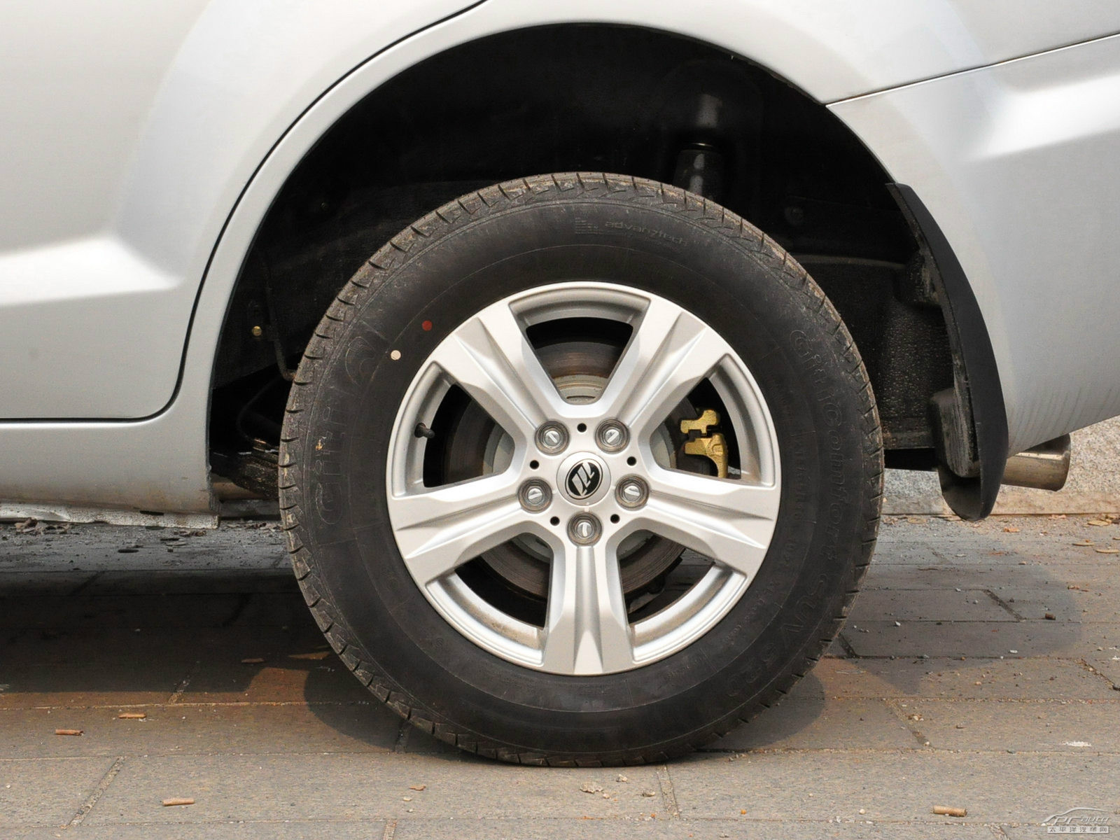 力帆X60外觀高清大圖