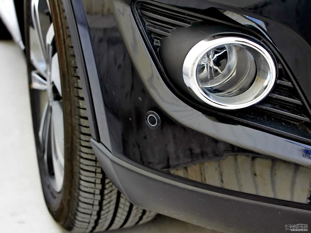 {ǽ݃(yu)6 SUV܇^^DƬ