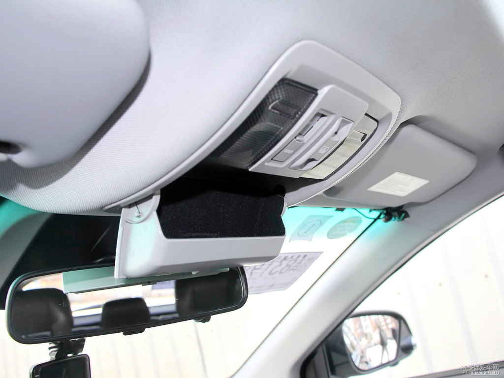 {ǽ݃(yu)6 SUV(ch)ggDƬ