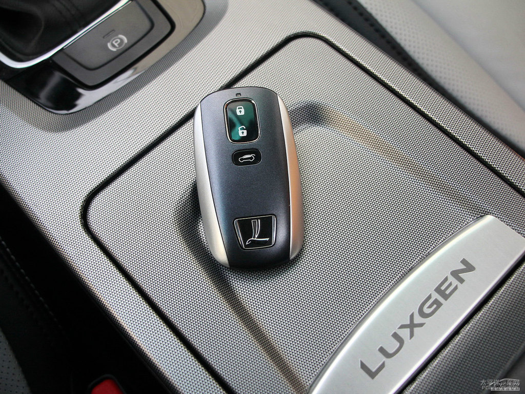 {ǽ݃(yu)6 SUV(ji)(ji)DƬ