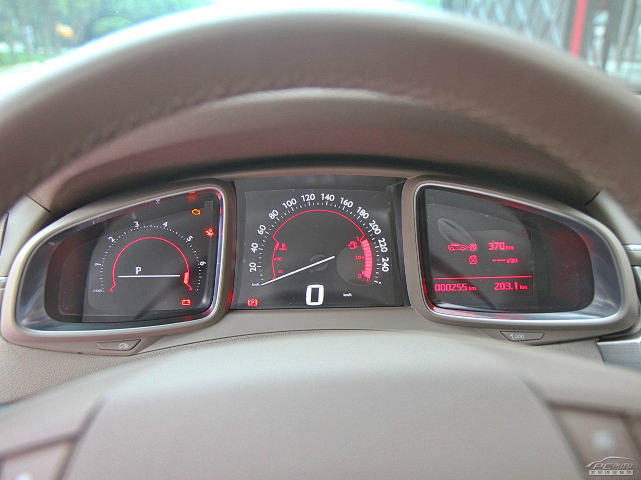 DS 5LS內(nèi)飾高清大圖