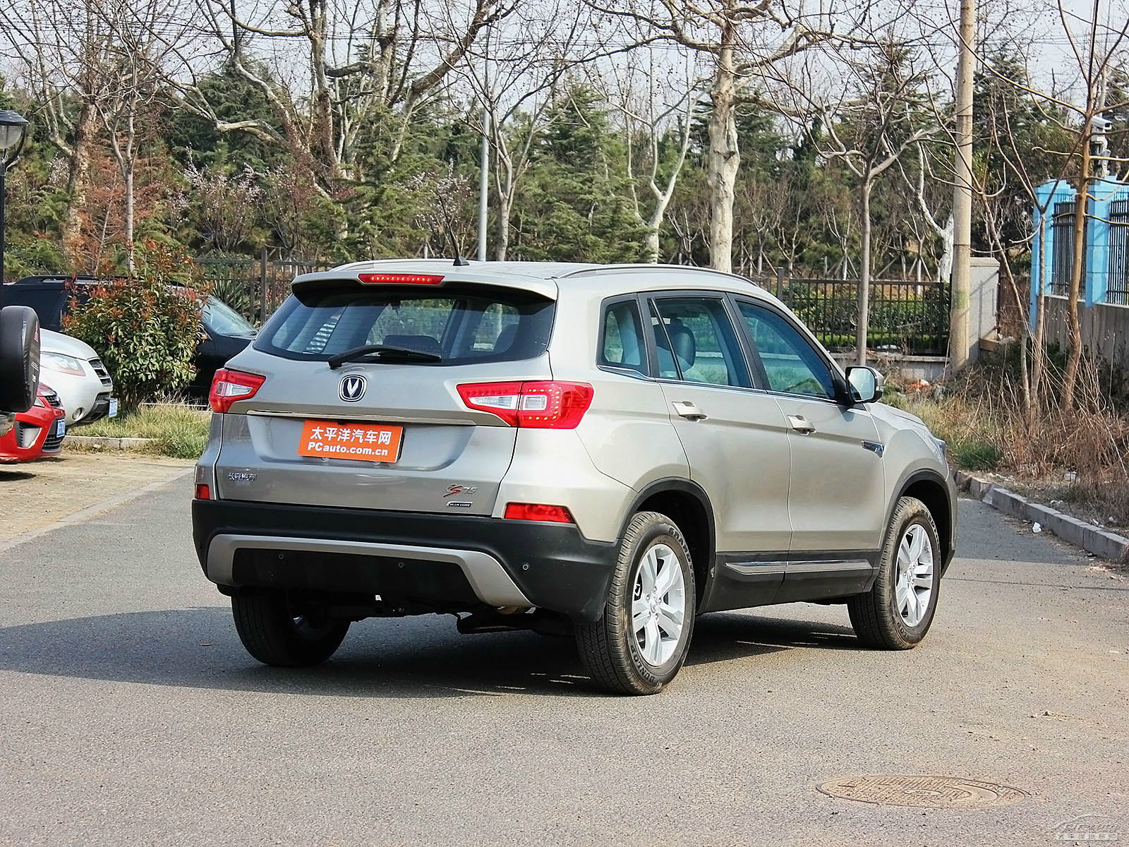 長(zhǎng)安CS75外觀高清大圖