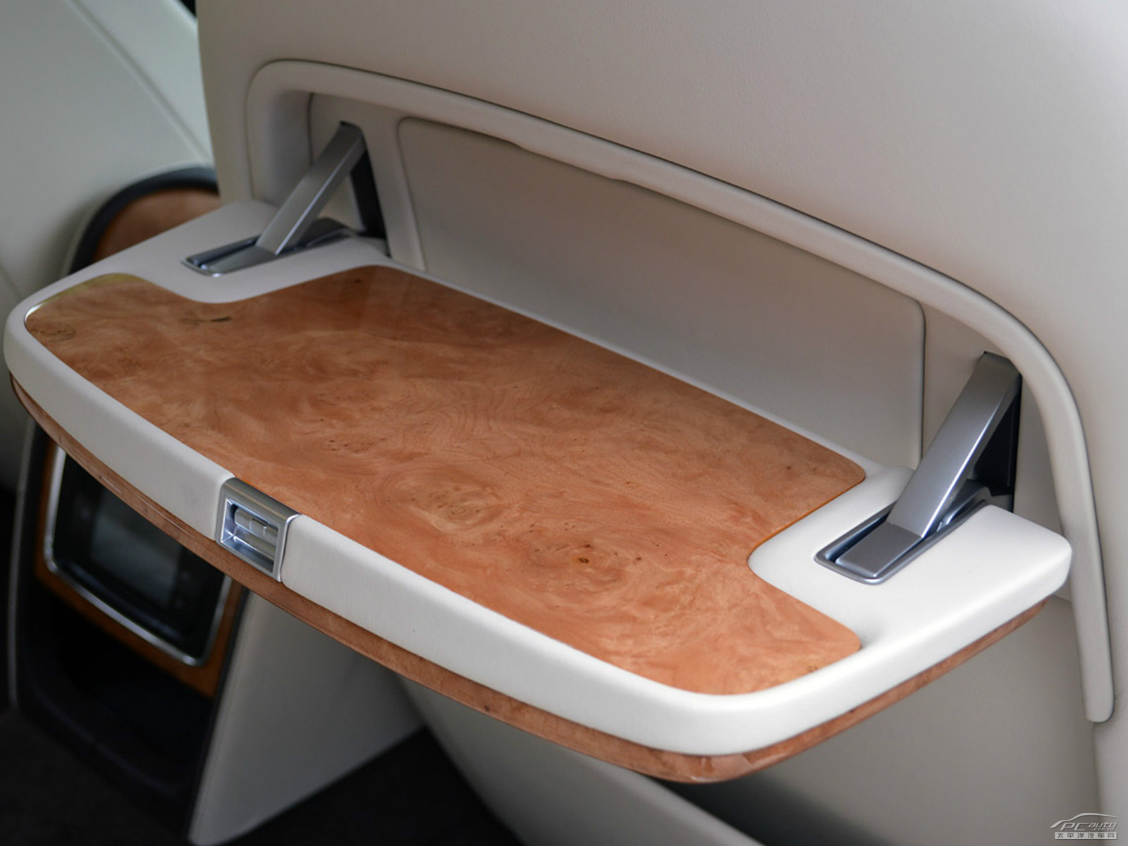 飛馳空間高清大圖