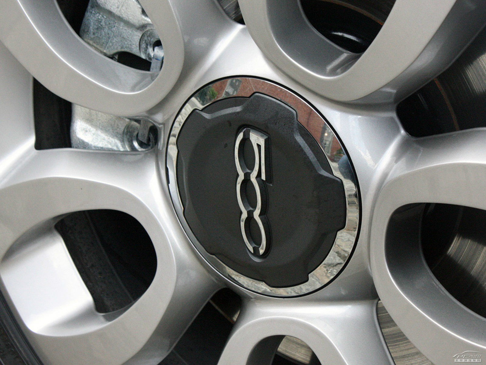 菲亞特500L外觀高清大圖