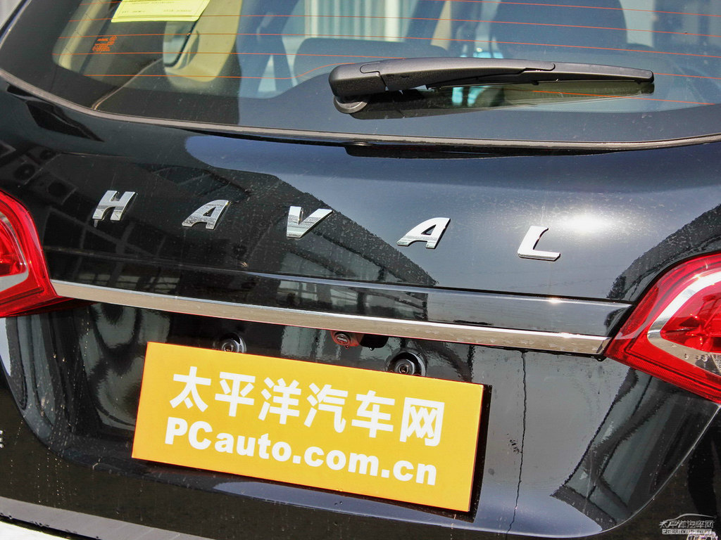 經(jīng)典黑哈弗H6車尾外觀圖片