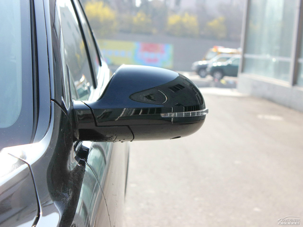 經(jīng)典黑哈弗H6車身外觀圖片