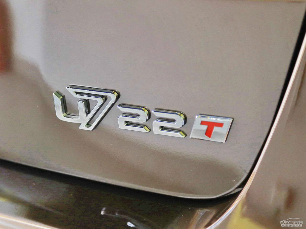 Kȼ{ǽݴ7 SUV܇β^DƬ