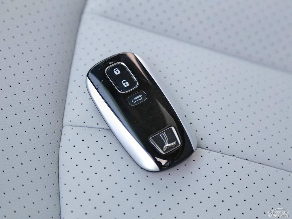 Kȼ{ǽݴ7 SUV(x)(ji)(x)(ji)DƬ