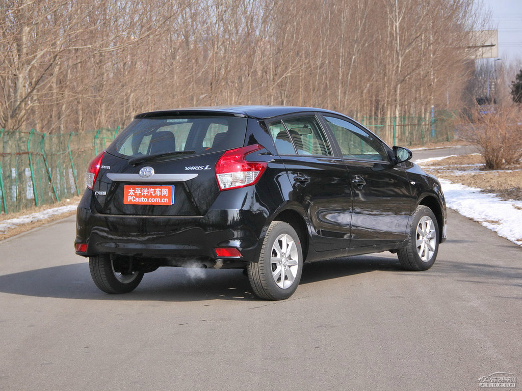 炫晶黑YARiS L 致炫整車外觀外觀圖片