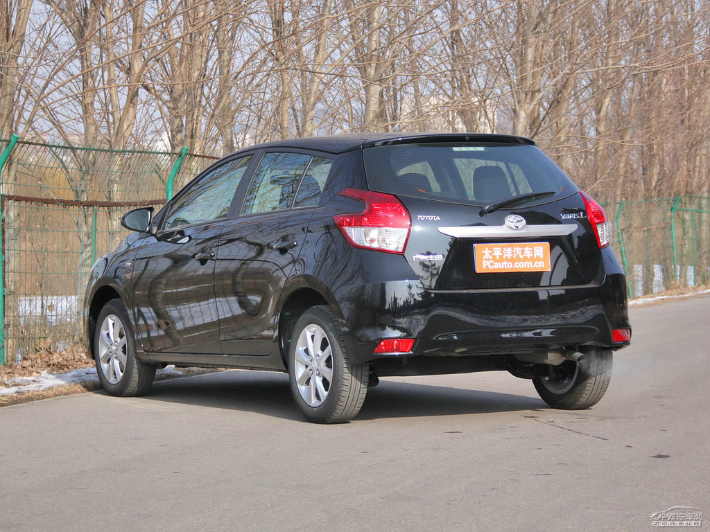 炫晶黑YARiS L 致炫整車(chē)外觀外觀圖片