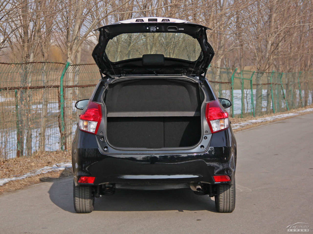 YARiS L 致炫空間高清大圖