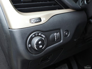 2014款 2.4L 豪華版