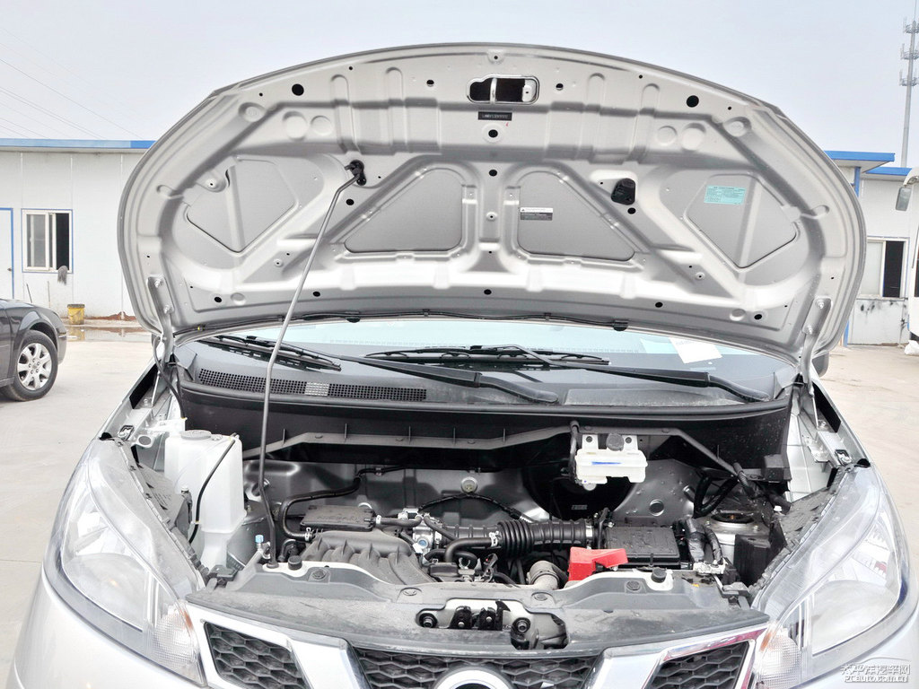 ɳyծa(chn)NV200l(f)(dng)C(j)(x)(ji)DƬ