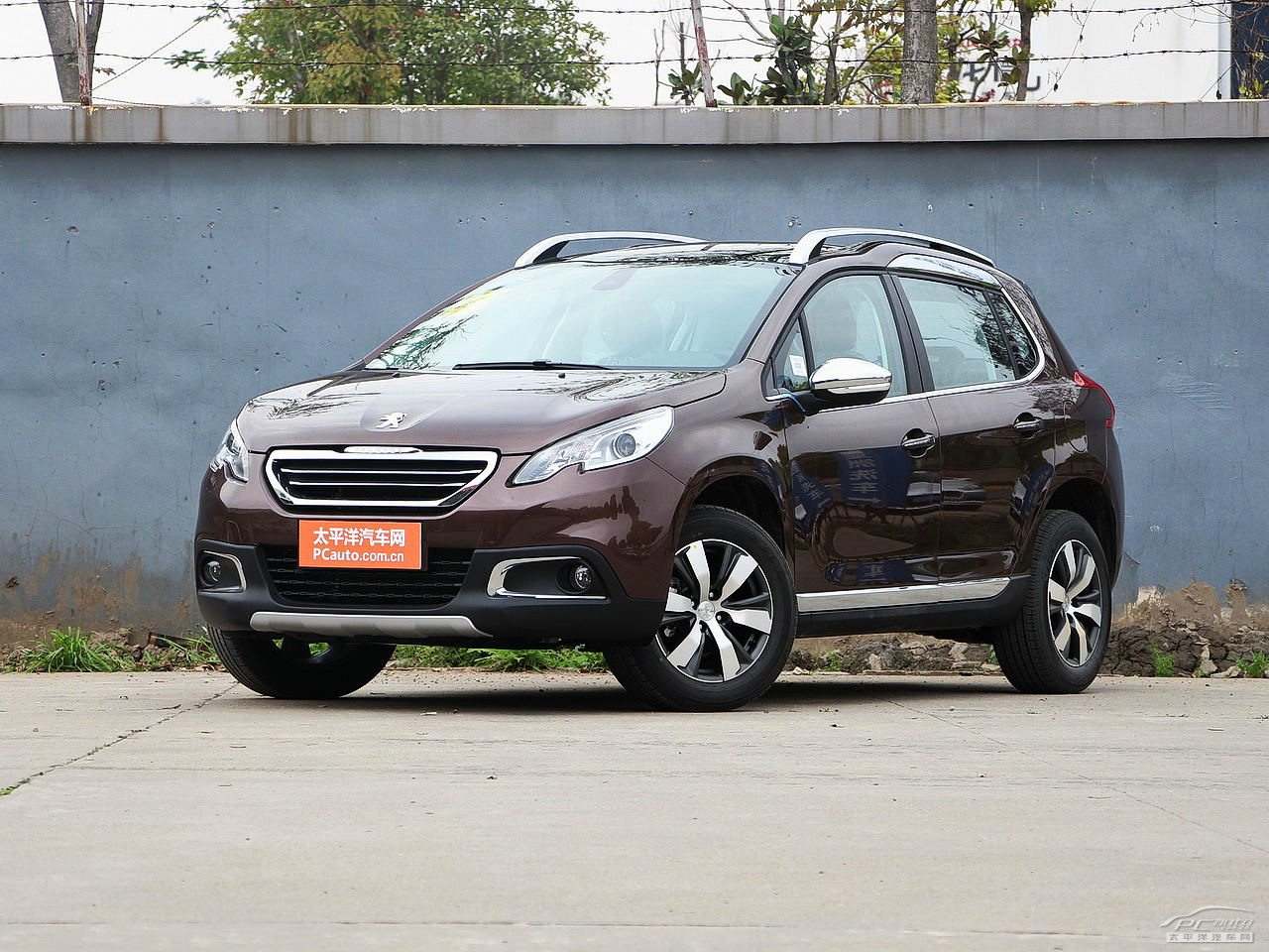 標(biāo)致2008外觀高清大圖