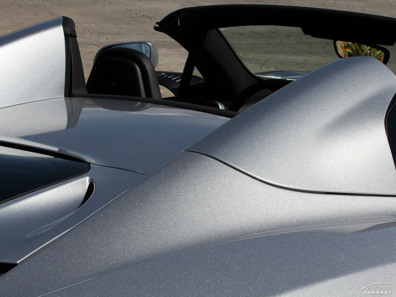 邁凱倫MP4-12C外觀高清大圖