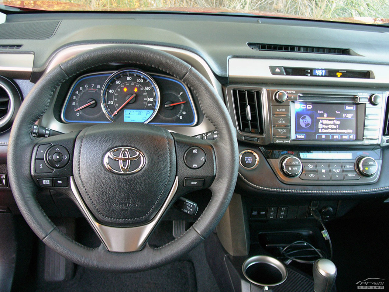 豐田RAV4(海外)內(nèi)飾高清大圖