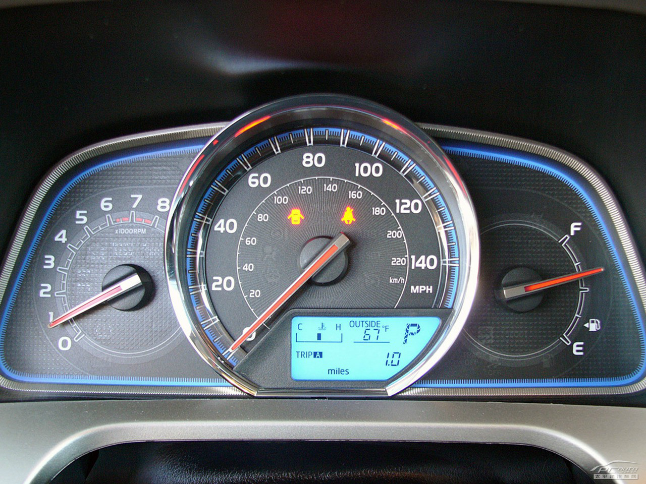 豐田RAV4(海外)內(nèi)飾高清大圖