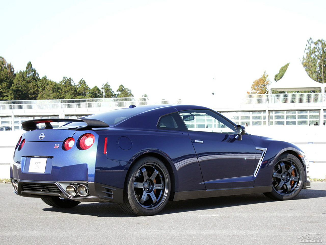 日產(chǎn)GT-R外觀高清大圖
