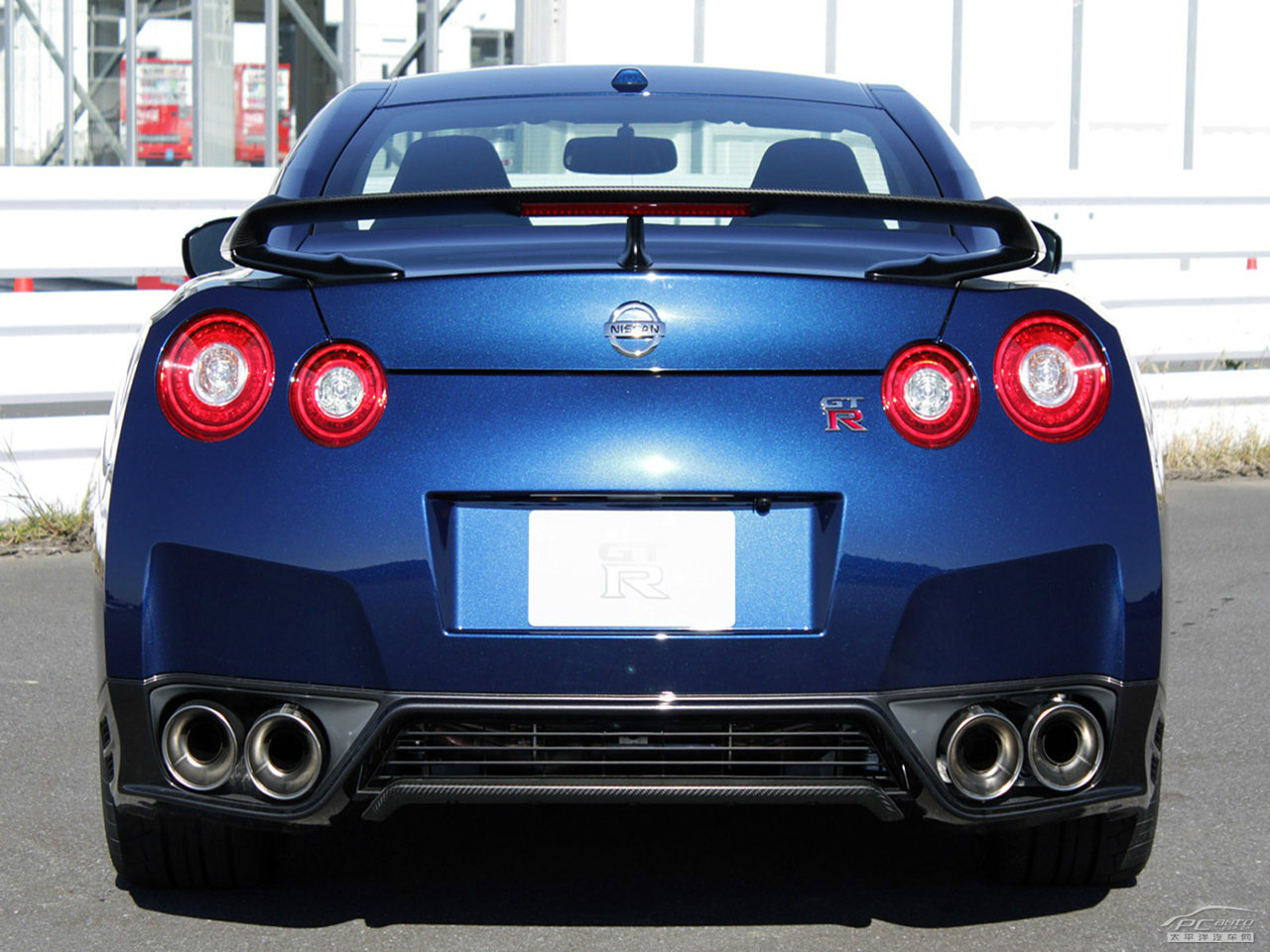 日產(chǎn)GT-R外觀高清大圖