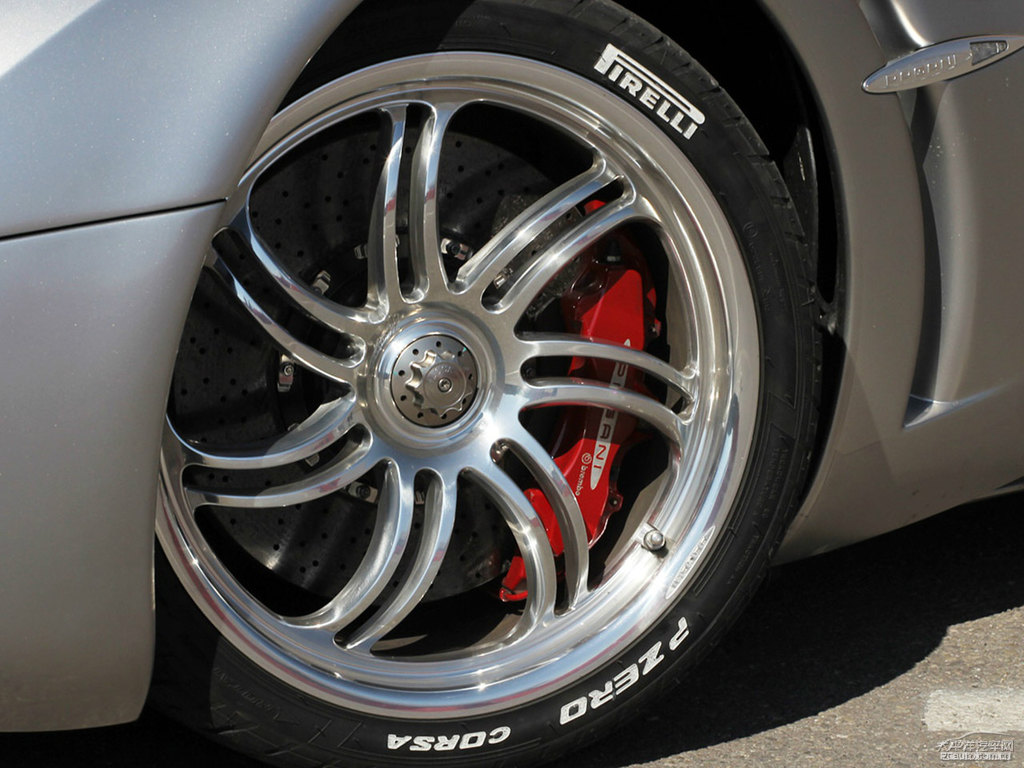 Huayra܇^DƬ