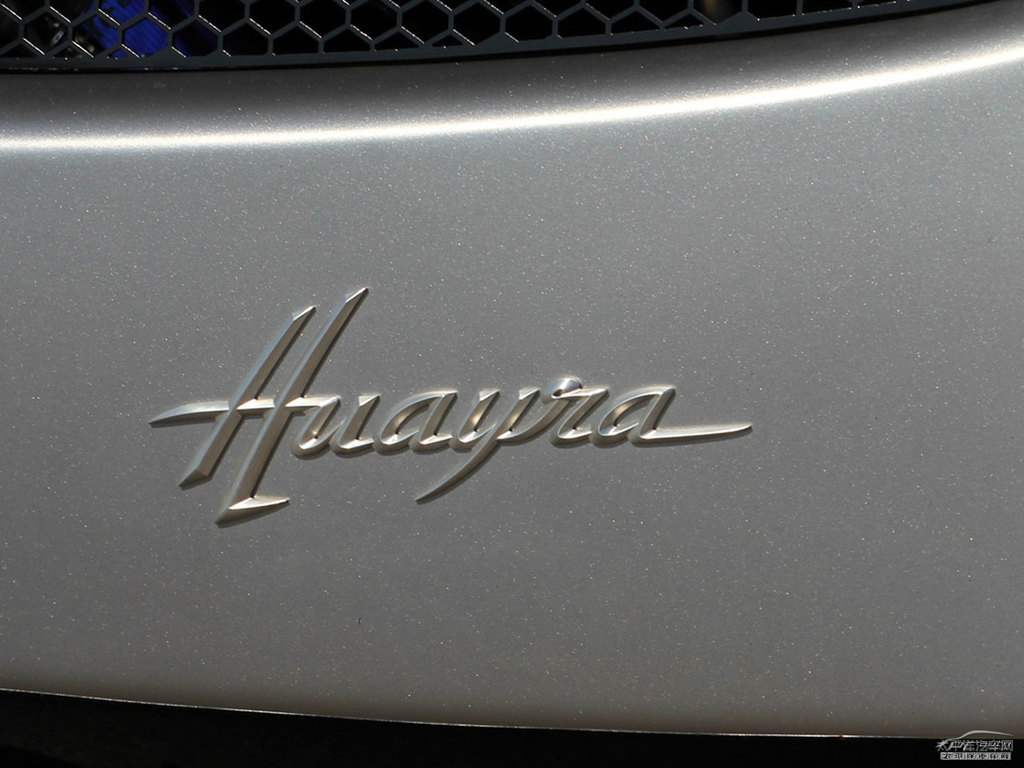 Huayra܇^DƬ