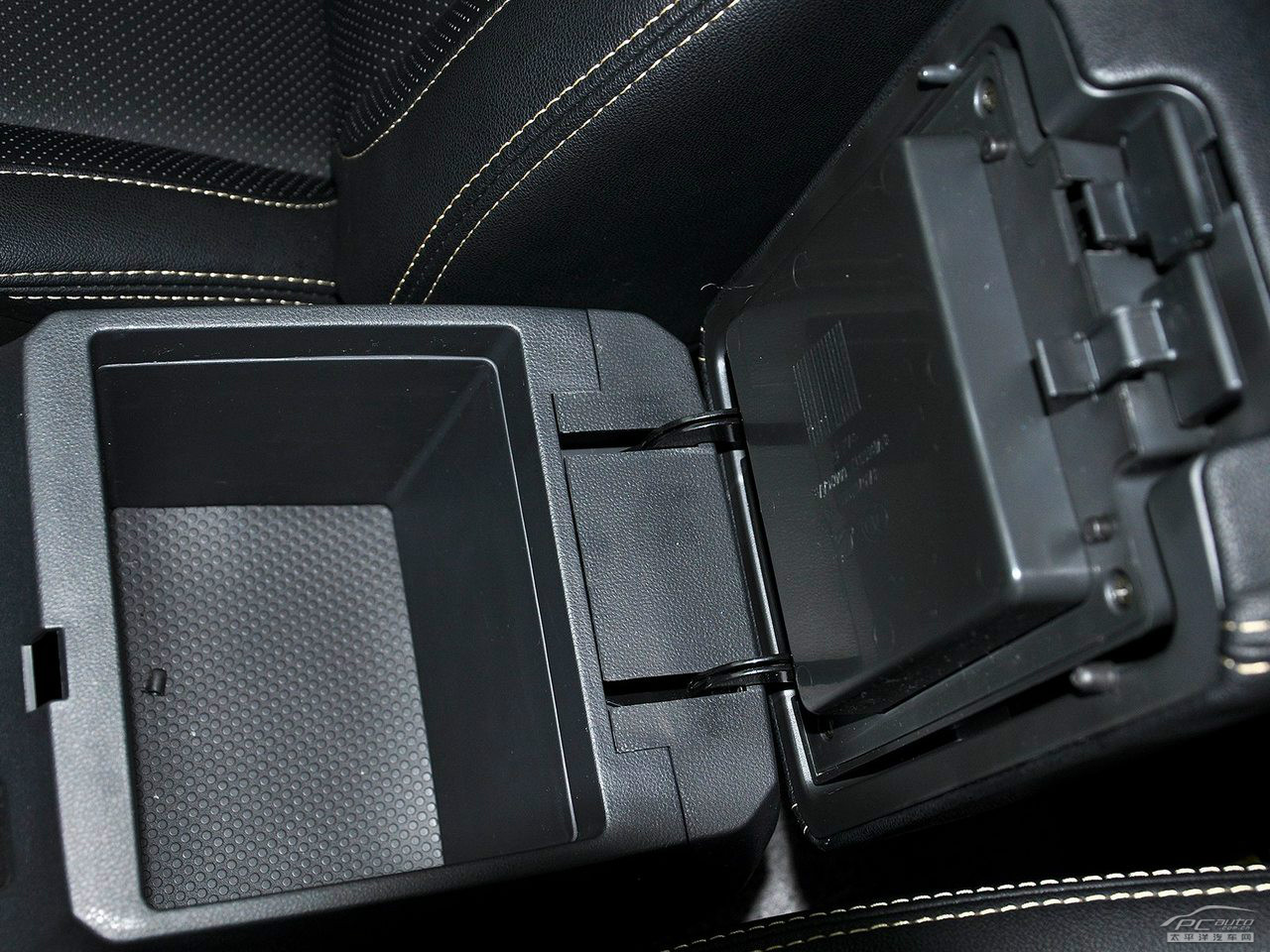 北京BJ40空間高清大圖