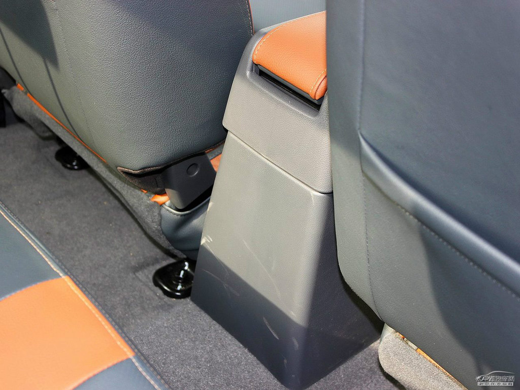 yɫL(fng)E5΃(ni)DƬ