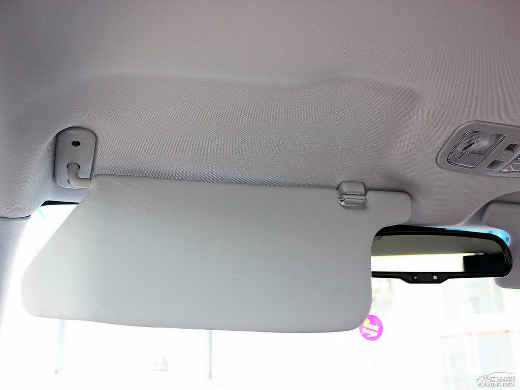 yɫL(fng)E5܇(ni)DƬ