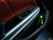 2014款 2.4L 豪華導(dǎo)航版 2014款 2.4L 豪華導(dǎo)航版