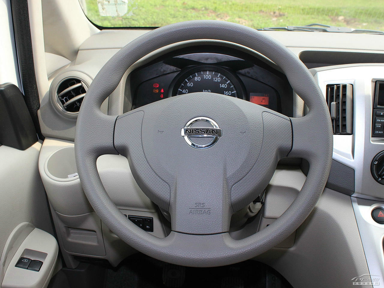 日產(chǎn)NV200內(nèi)飾高清大圖