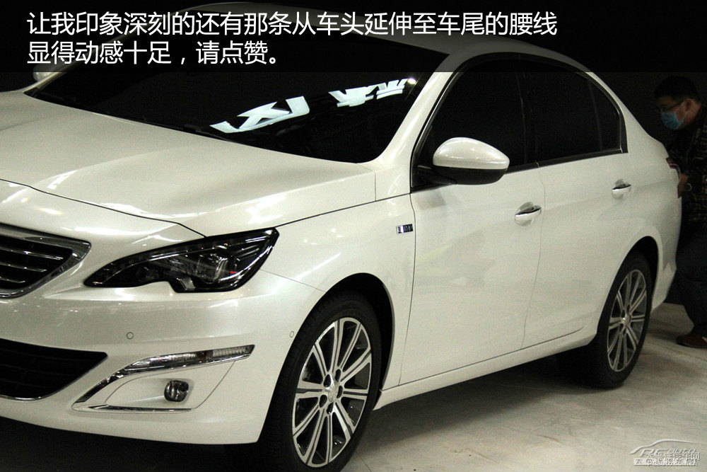 標(biāo)致408圖片