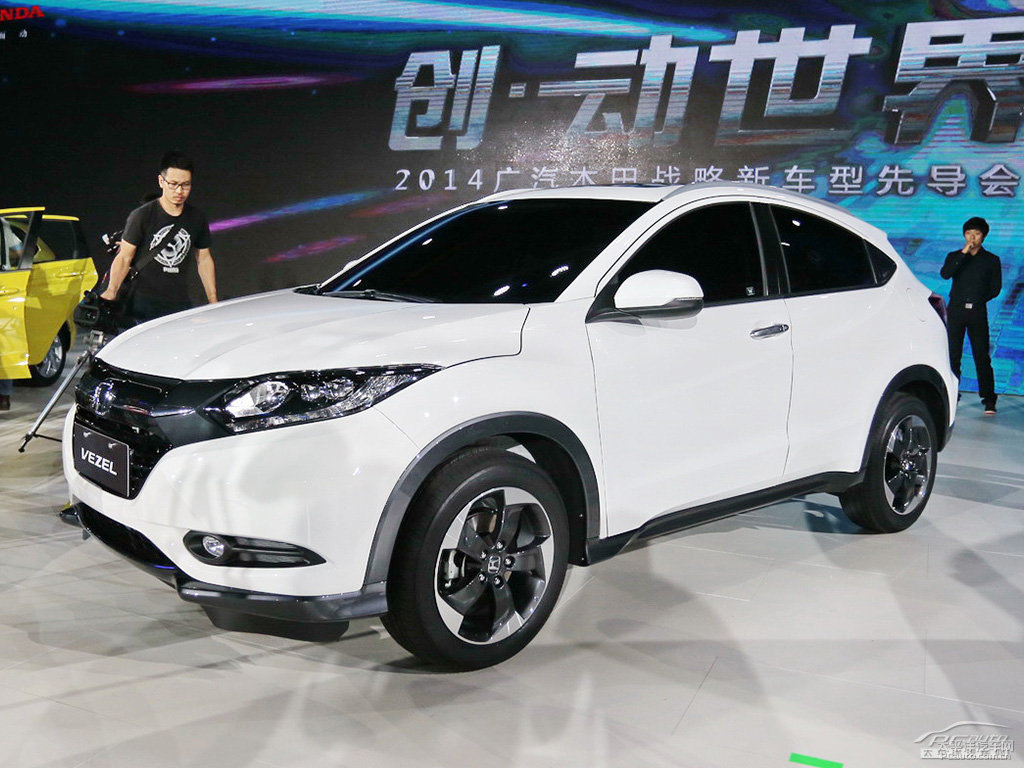 塔夫綢白繽智整車外觀外觀圖片