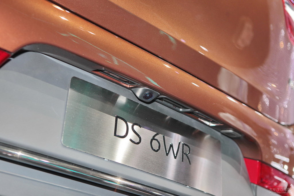 DS 6DƬ