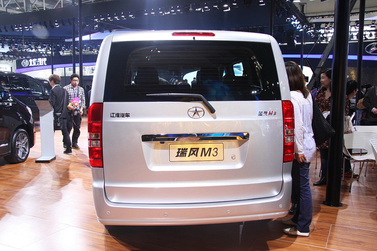 瑞風(fēng)車展高清大圖