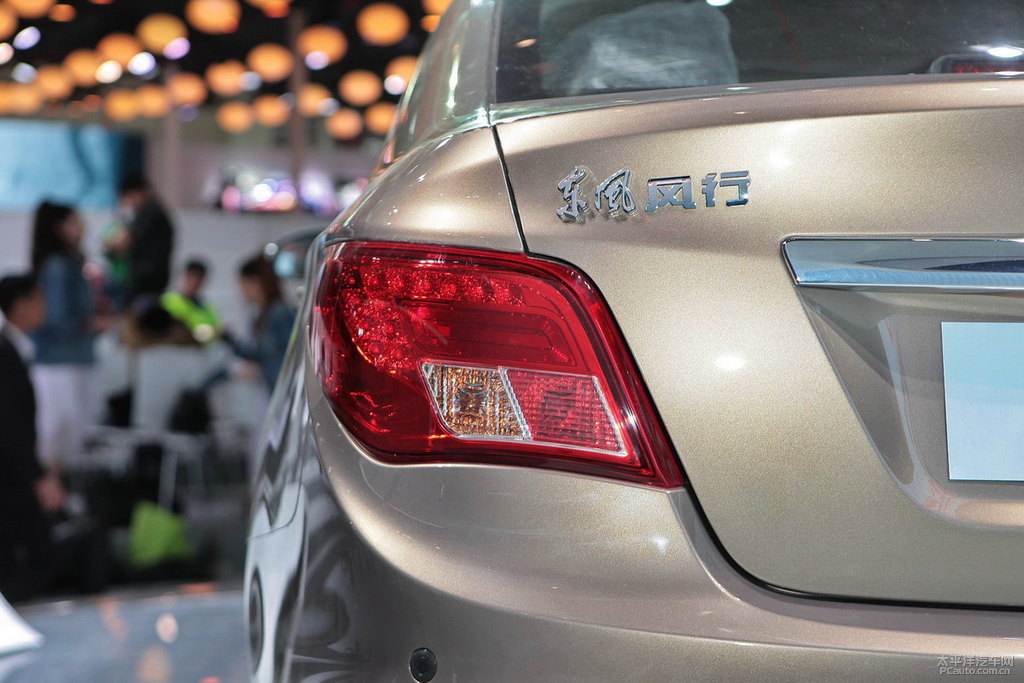 S50DƬ