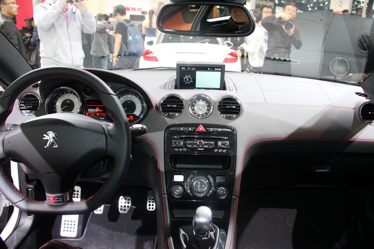 標(biāo)致RCZ車展高清大圖