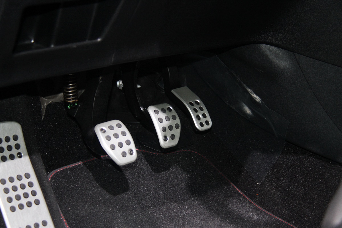 標(biāo)致RCZ車展高清大圖