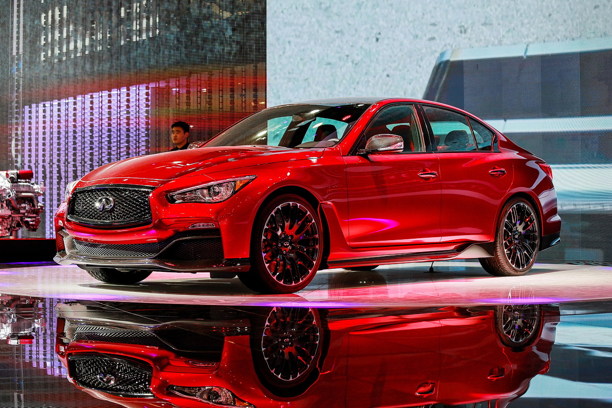 英菲尼迪Q50車展高清大圖