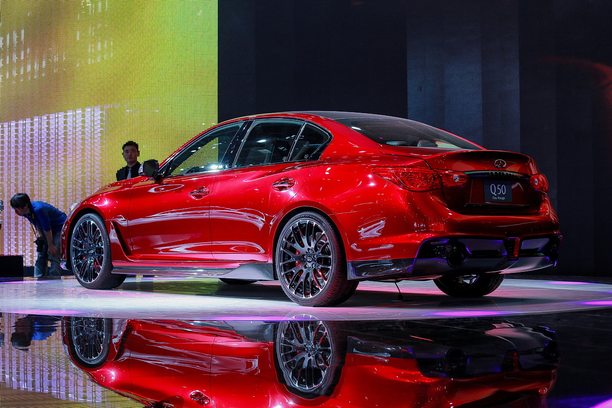 英菲尼迪Q50車展高清大圖