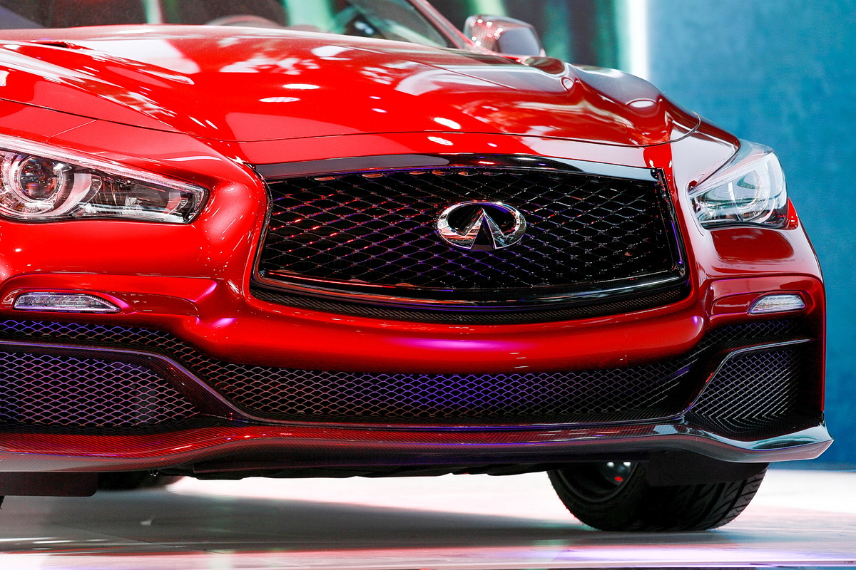 英菲尼迪Q50車展高清大圖