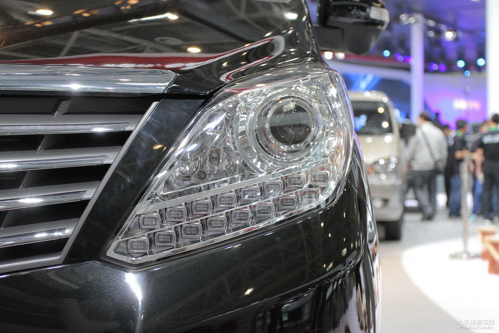 LCM7DƬ