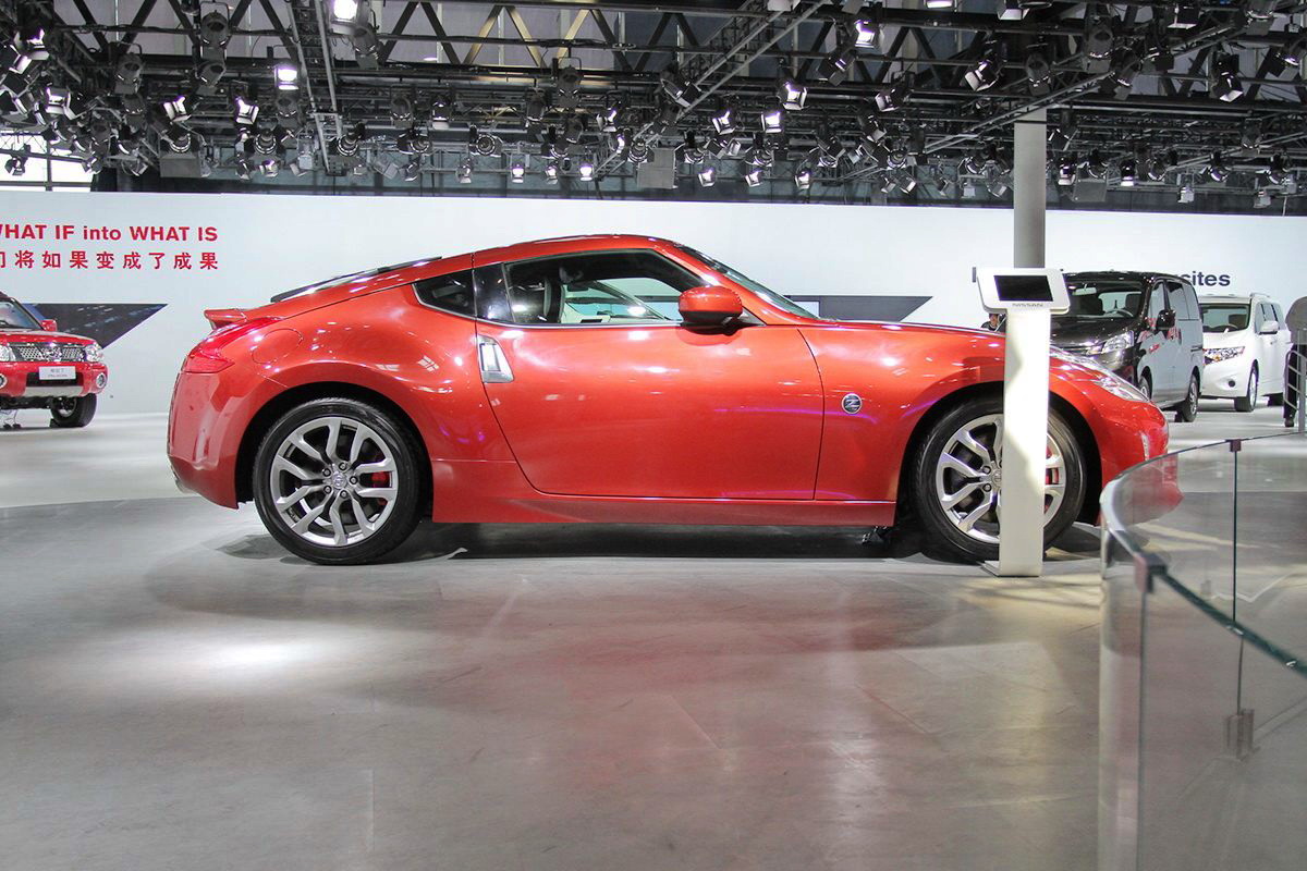 日產(chǎn)370Z車展高清大圖