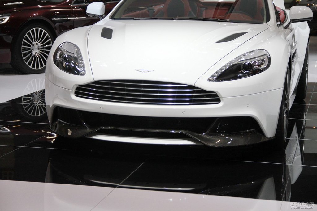 DB9DƬ