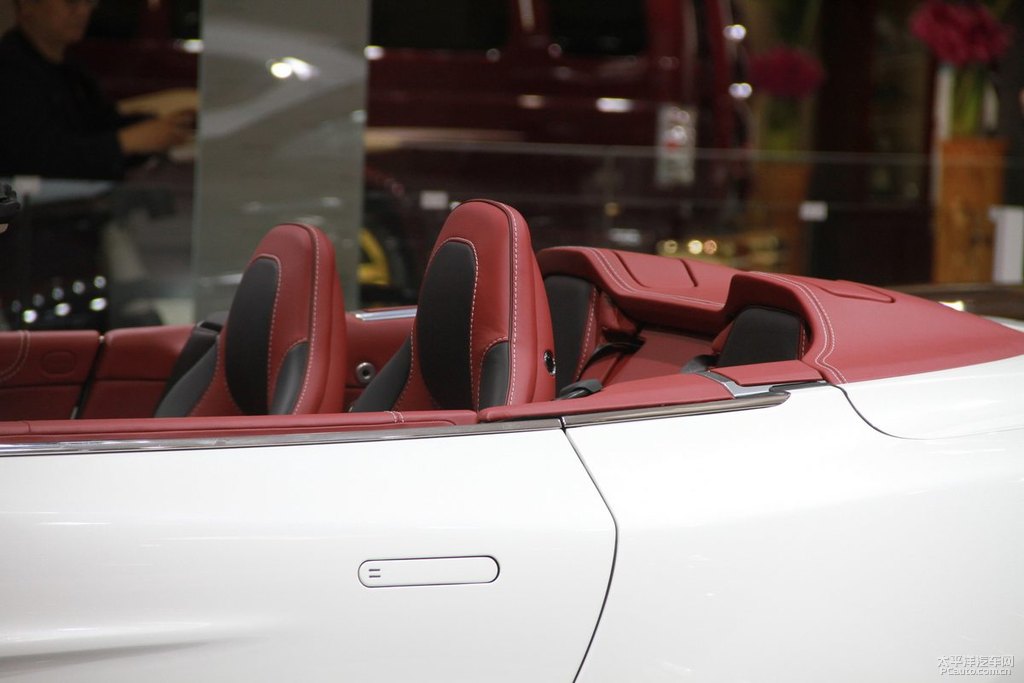 DB9DƬ