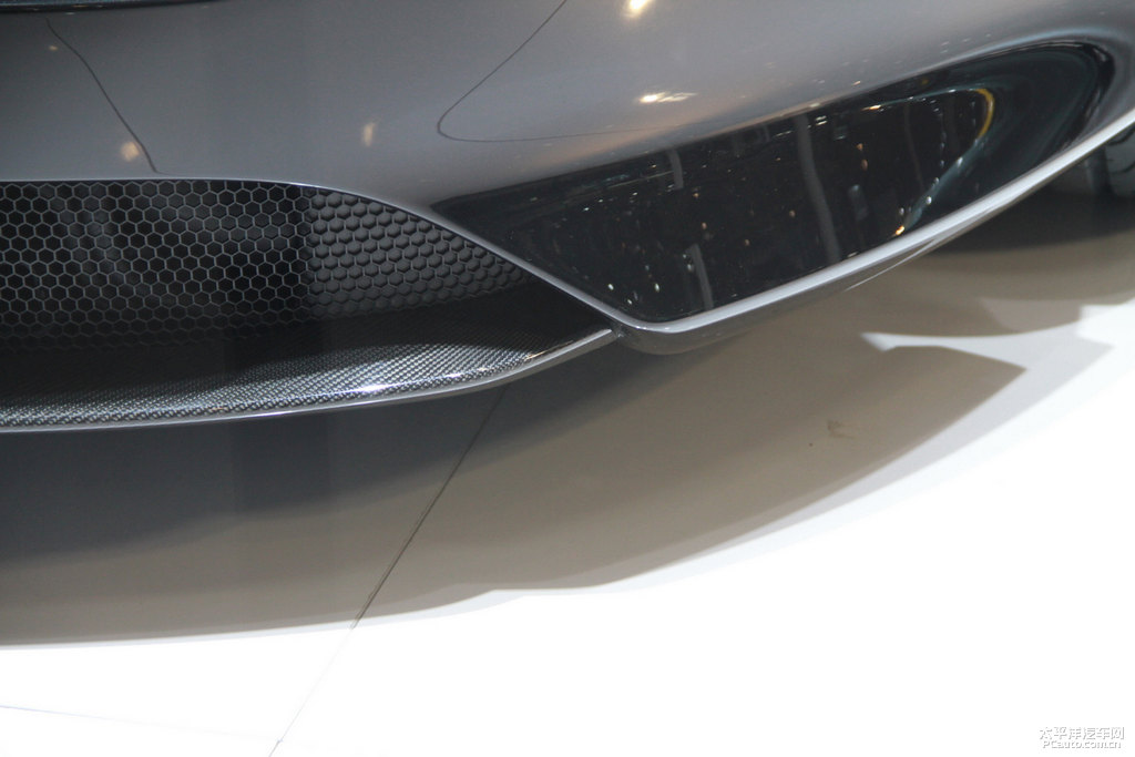 DB9DƬ