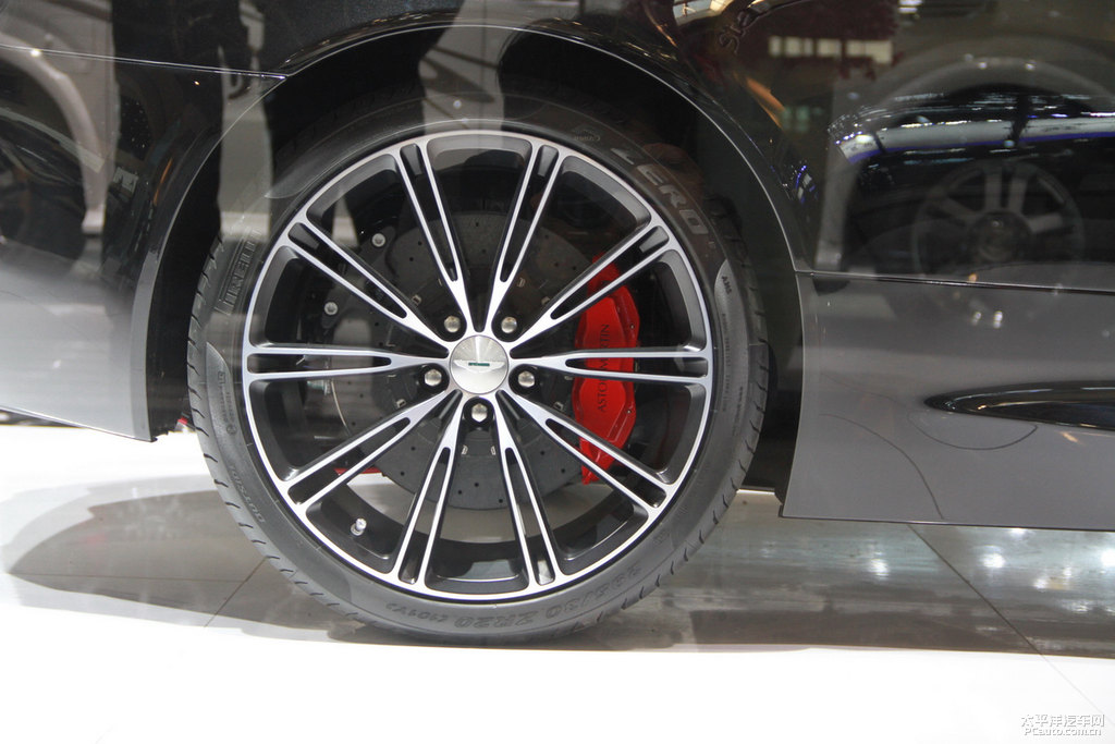 DB9DƬ