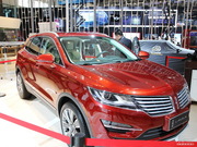 2015款 2.0T 四驅(qū)尊耀版 2015款 2.0T 四驅(qū)尊耀版