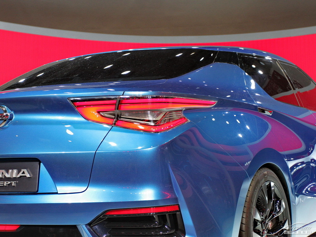 藍(lán)鳥(niǎo)·印象外觀高清大圖