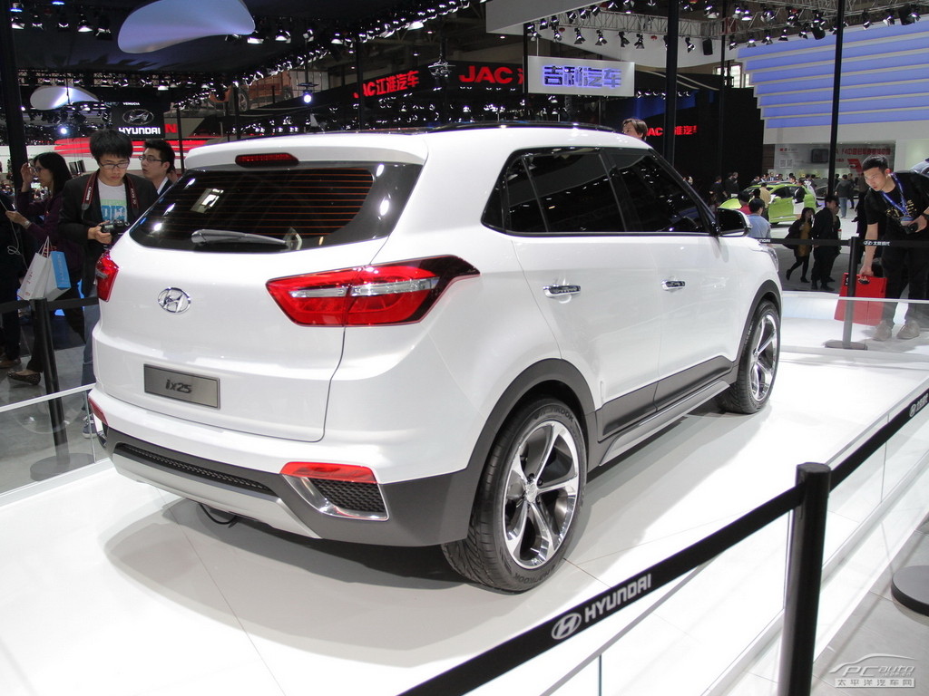 北京現(xiàn)代ix25外觀高清大圖